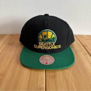 Seattle SuperSonics NBA Retro SnapBack Mitchell & Ness